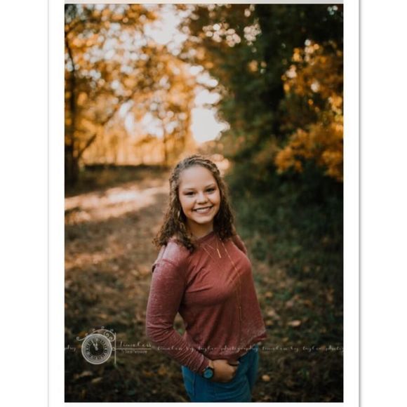 Meet your Posher, Hannah - Picture 1 of 1